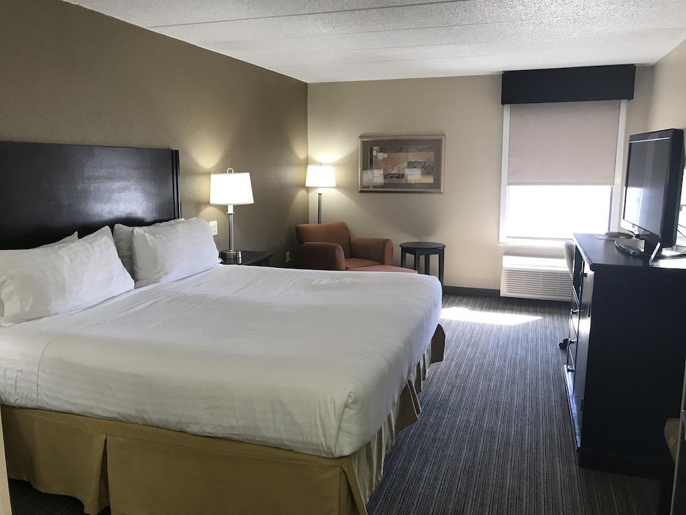 Holiday Inn Express London-I-70 By Ihg Экстерьер фото
